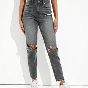 American Eagle Ripped Mom Jean